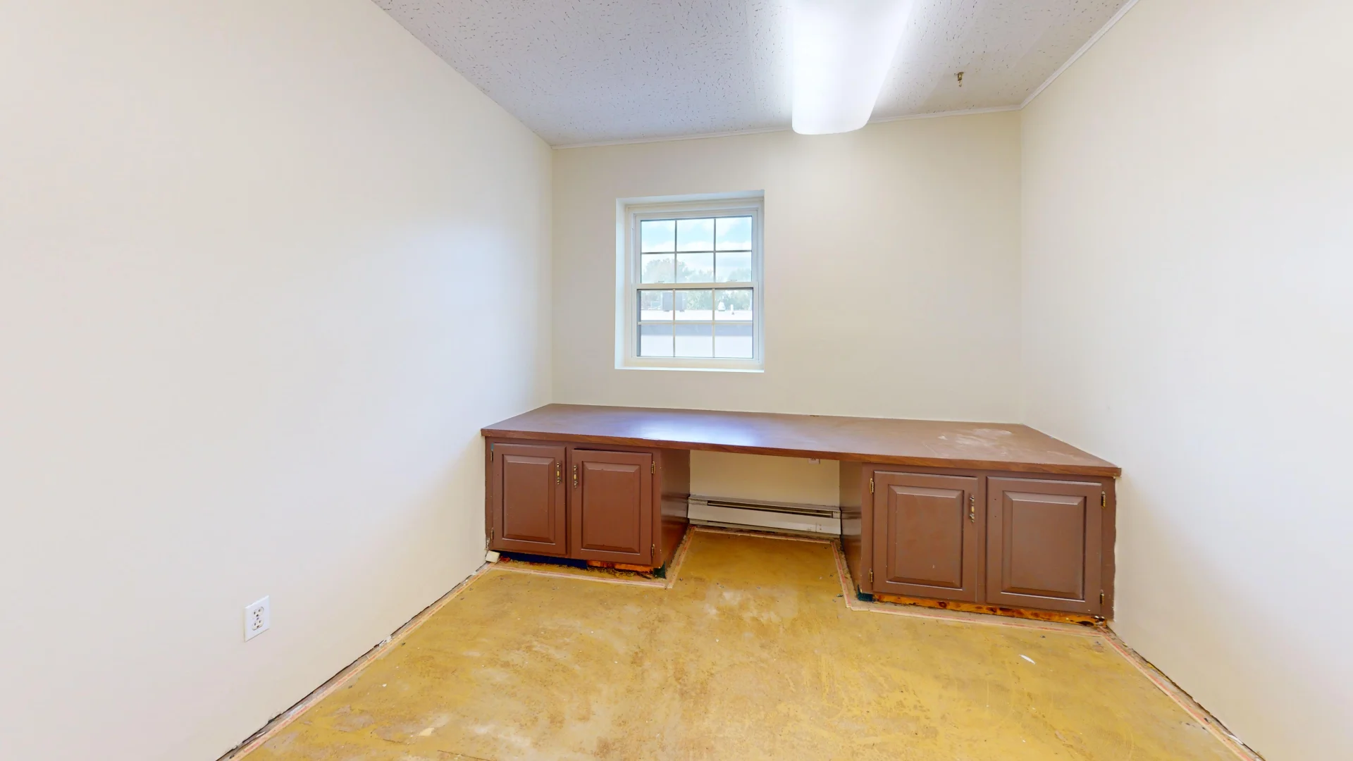 Hartford Ave Office 1.webp